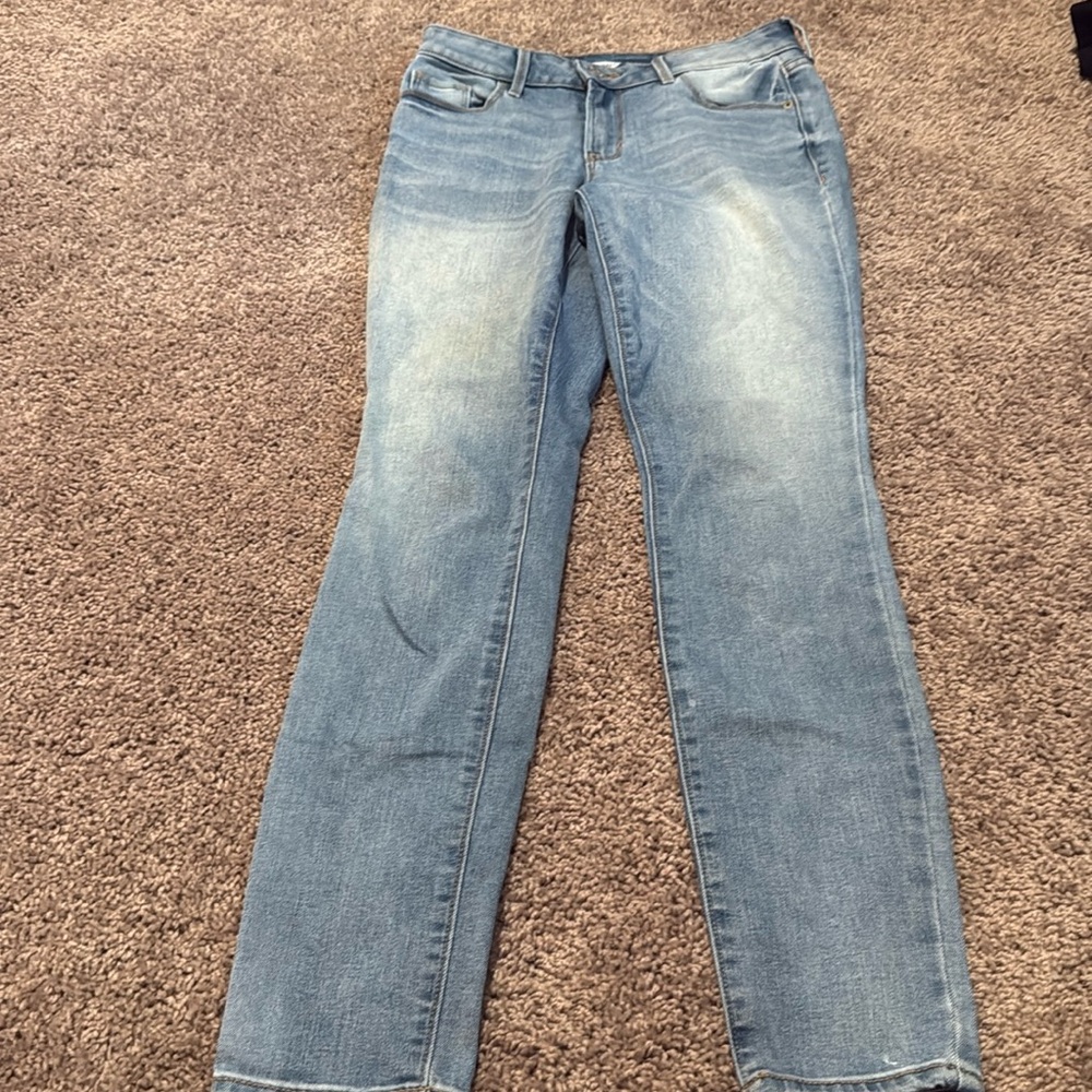 Old Navy Light Wash Skinny Jeans